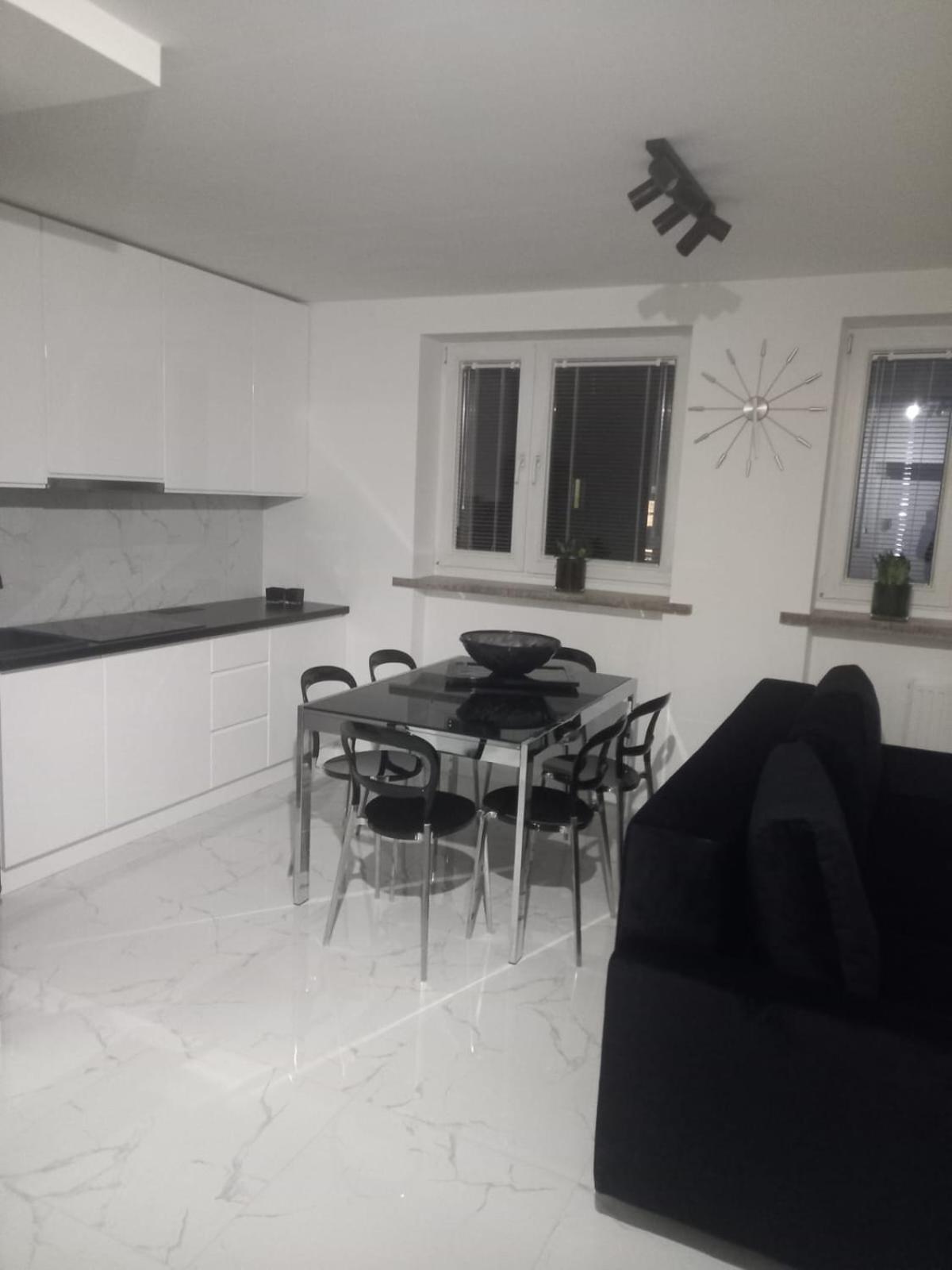 Klimatyczny Apartament W Samym Centrum Bialegostoku Белосток Экстерьер фото